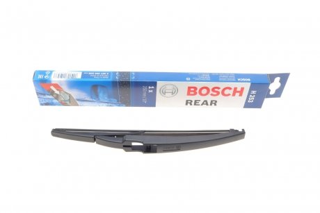 Задняя щетка стеклоочистителя Rear 250мм BOSCH 3 397 005 828