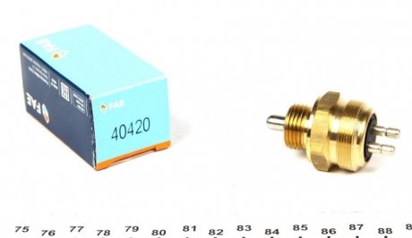 Датчик включения подсветки движения задним ходом FAE 40420 (фото 1)