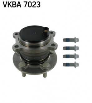 Комплект подшипника ступицы колеса SKF VKBA 7023